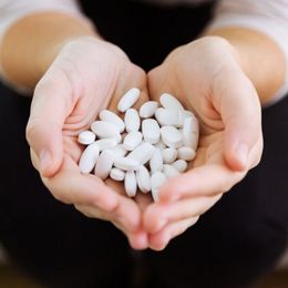 Antidepressants Do Raise Kid's Suicide Risk: Study