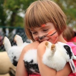 Petting Zoos Breed Bacteria