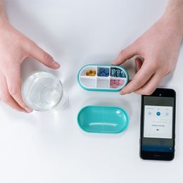 Electronic Pillbox Helps Seniors Take Meds Properly