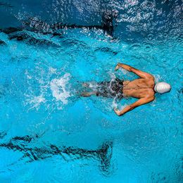 Is Swimming Bad for Your Lungs?