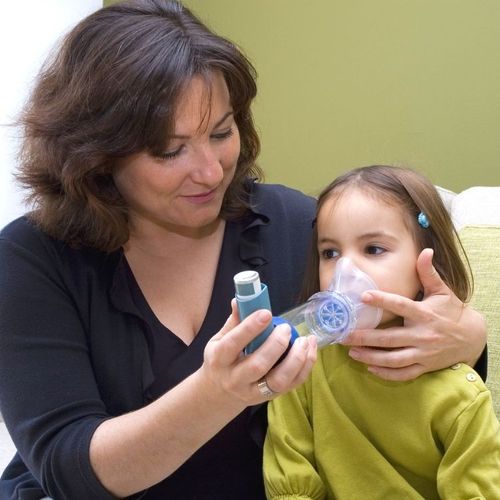 Kids' Asthma Linked to Moms' Nutrition
